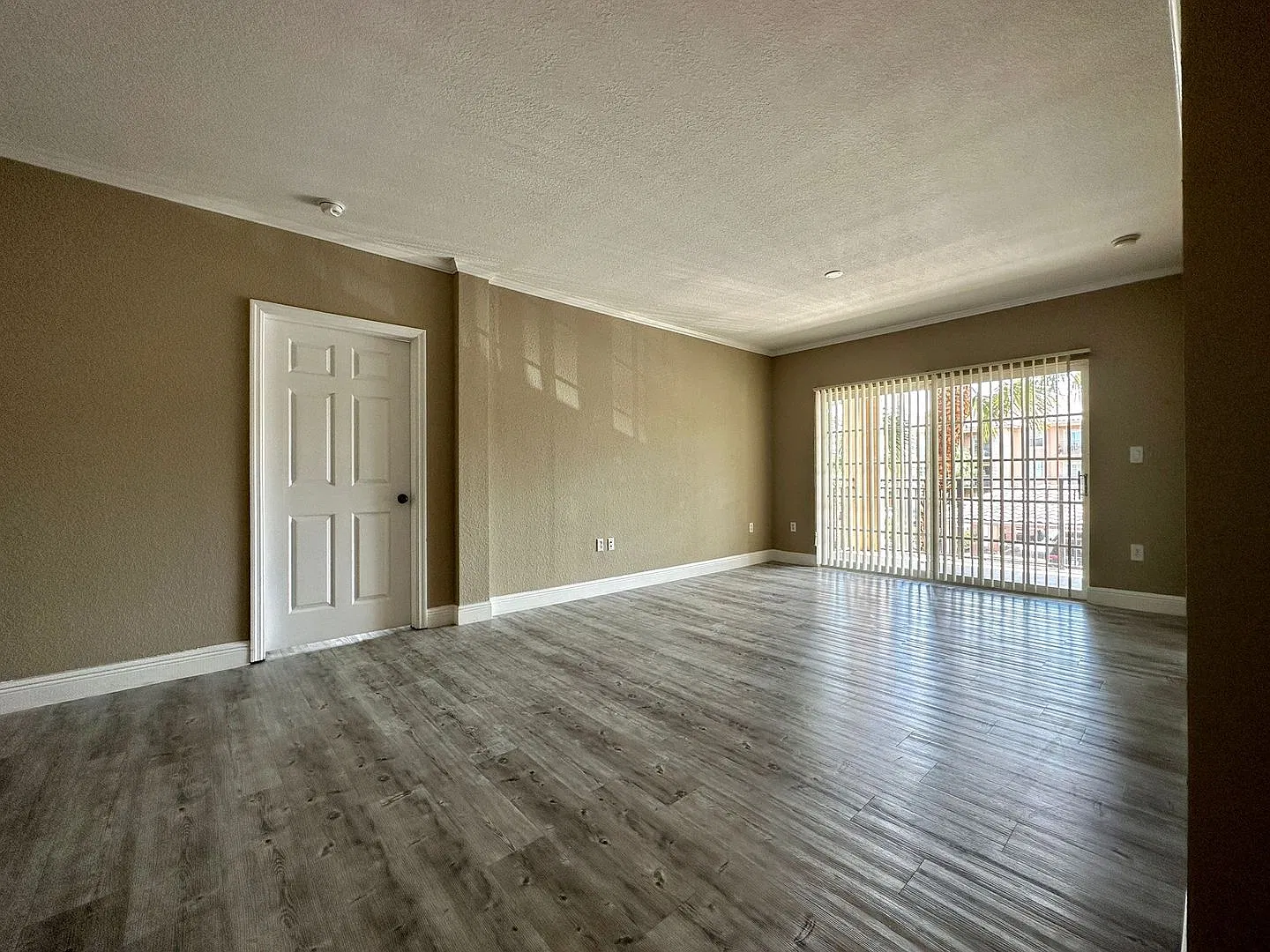 City Center Apartments — Photo 3