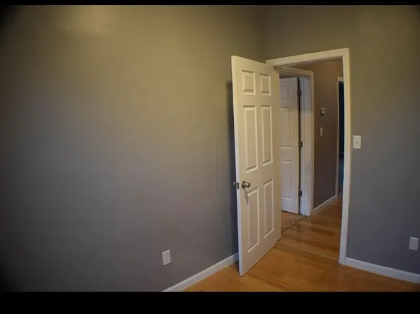 87 Orient Ave Floor 2, Jersey City, NJ 07305