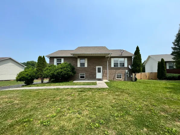 4132 Briggs Loop, Kodak, TN 37764