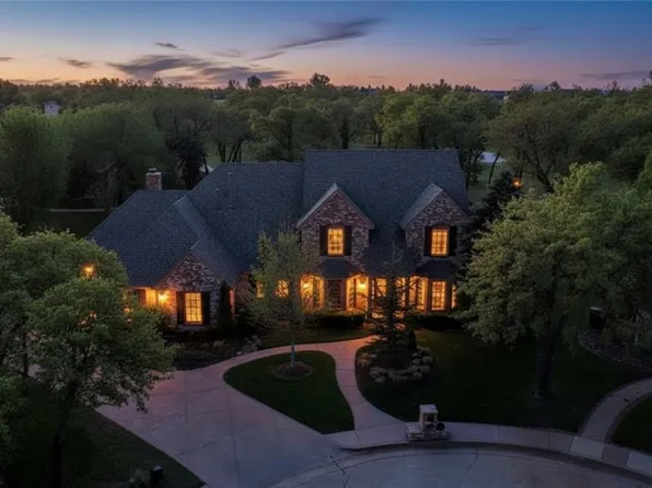 2004 Kiawah Cir, Edmond, OK 73025