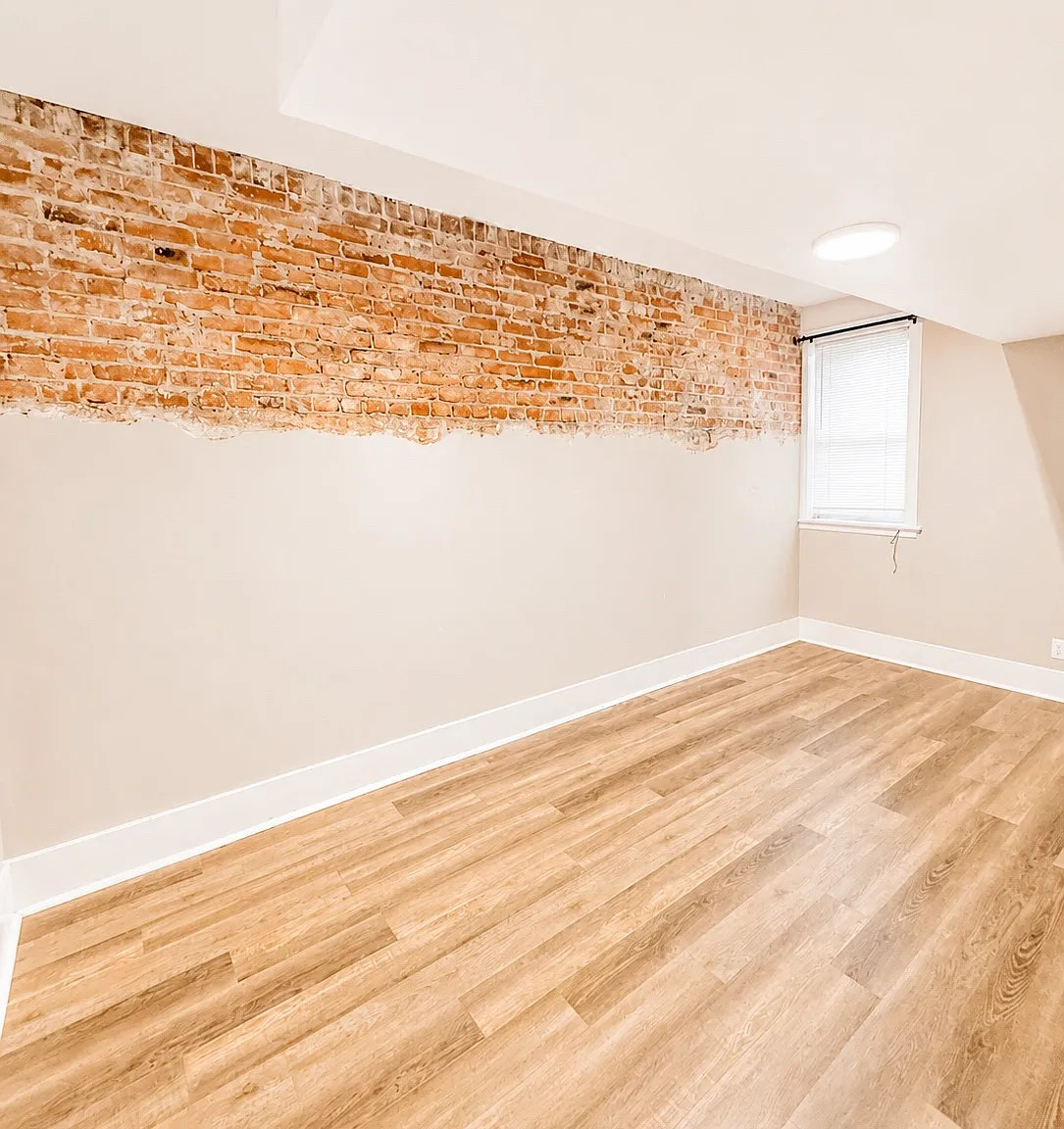 1 bed, 560 sqft, $985 — Photo 1