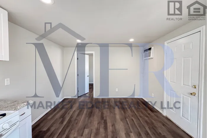 3601 W Melvin St #9 — Photo 12