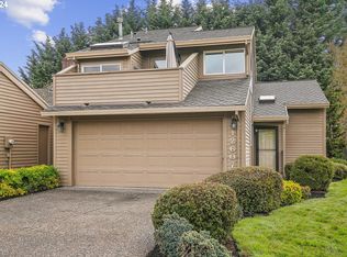 12607 SW Barberry Dr, Beaverton, OR 97008