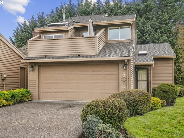 12607 SW Barberry Dr, Beaverton, OR 97008