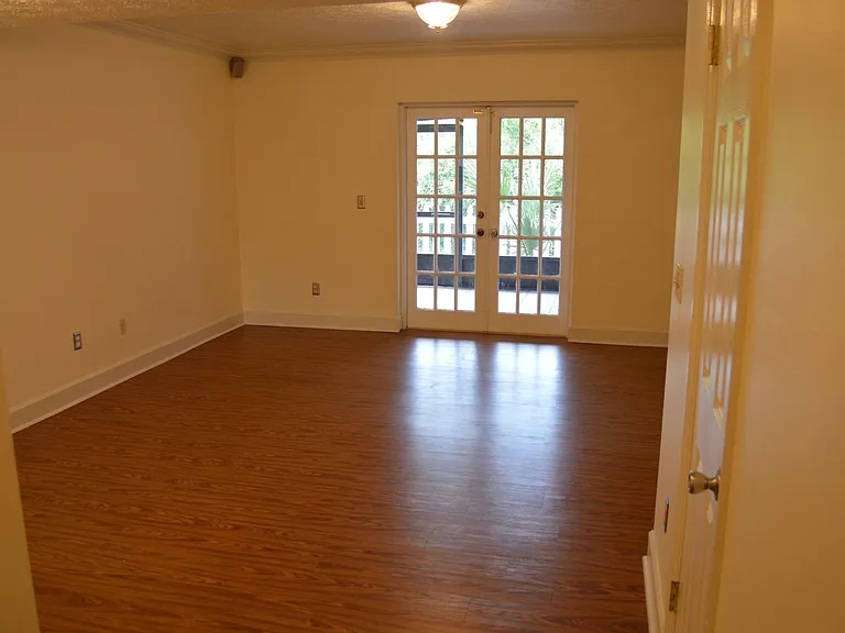 2124 Oak Chace Ct — Photo 7