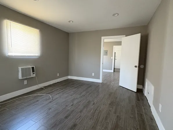 110 N 5th St #1, Montebello, CA 90640