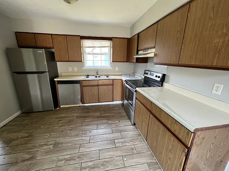 552 Timber Ridge Ct — Photo 7