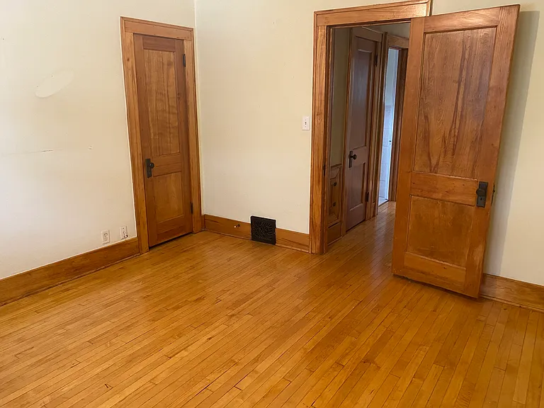 3303 Arbor St — Photo 10