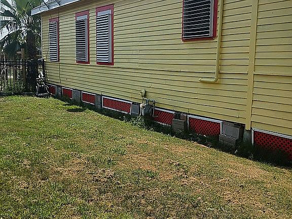 3rd image of 2825 1/2 N Sonny Ln