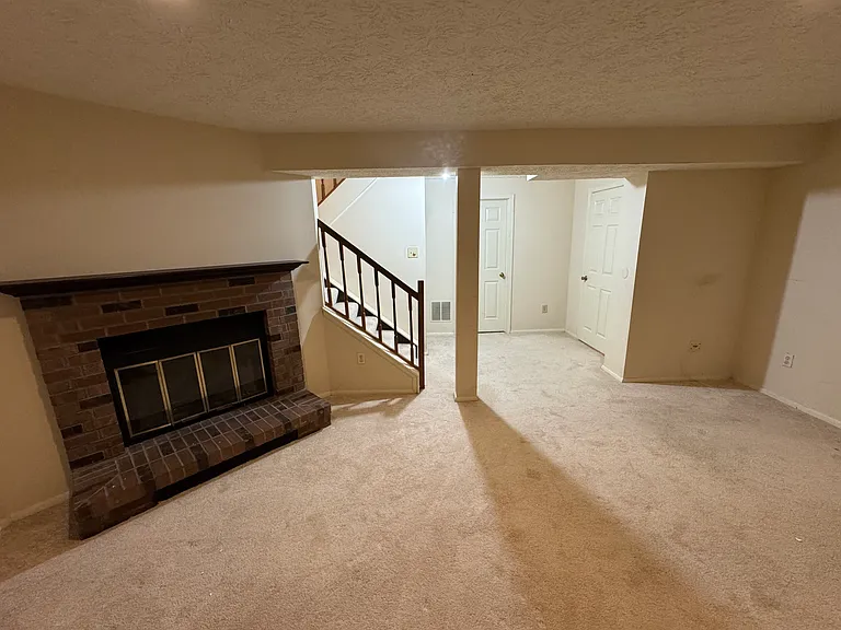 10303 Granite Creek Ln — Photo 16