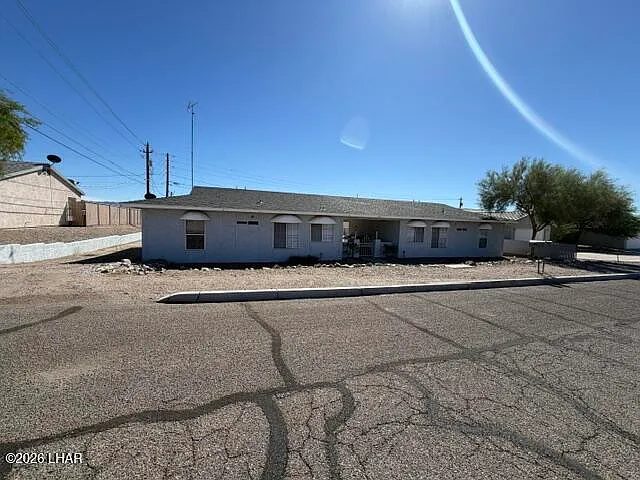 2 bed, 2.0 bath, 950 sqft, $1,050 — Photo 2