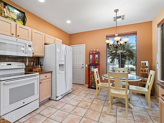 5th image of 8058 W Mesa Point Dr