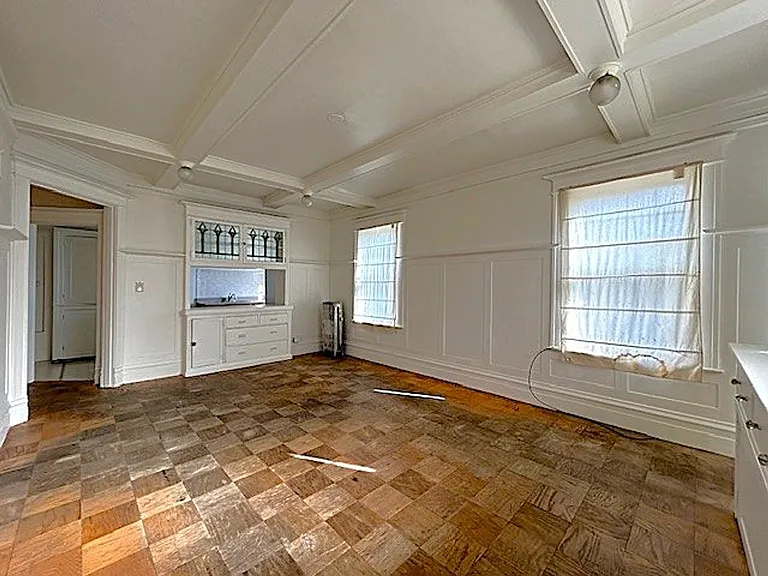 1 Bed 1 Bath- with Hardwood Floors in Downtown Berkeley — Photo 7