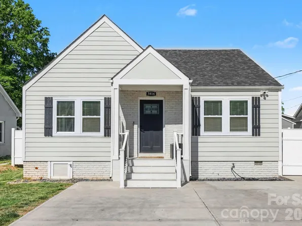 3816 Freedom Dr, Charlotte, NC 28208