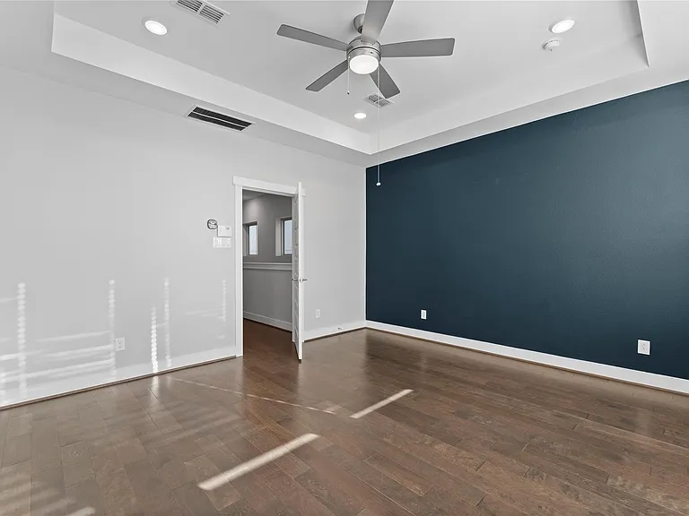 817 Kamano Ave — Photo 15