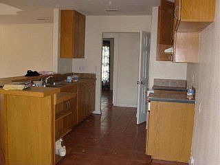 3rd image of 1007 W La Quinta Dr