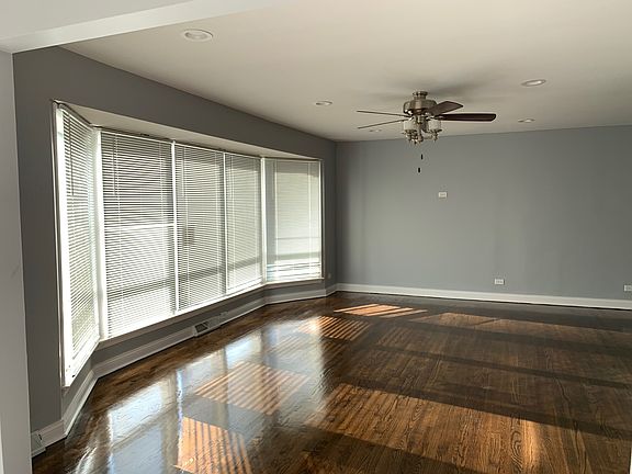 3rd image of 17709 Pebblewood Ln