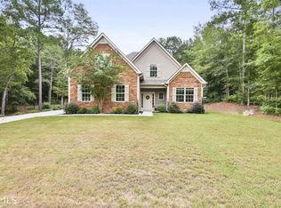 52 Ridgeview Dr, Newnan, GA 30263