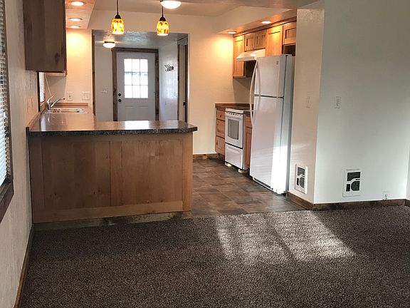 5th image of 1320 N A St