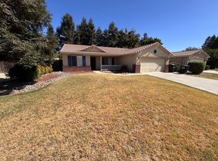 3840 W Sweet Ave, Visalia, CA 93291