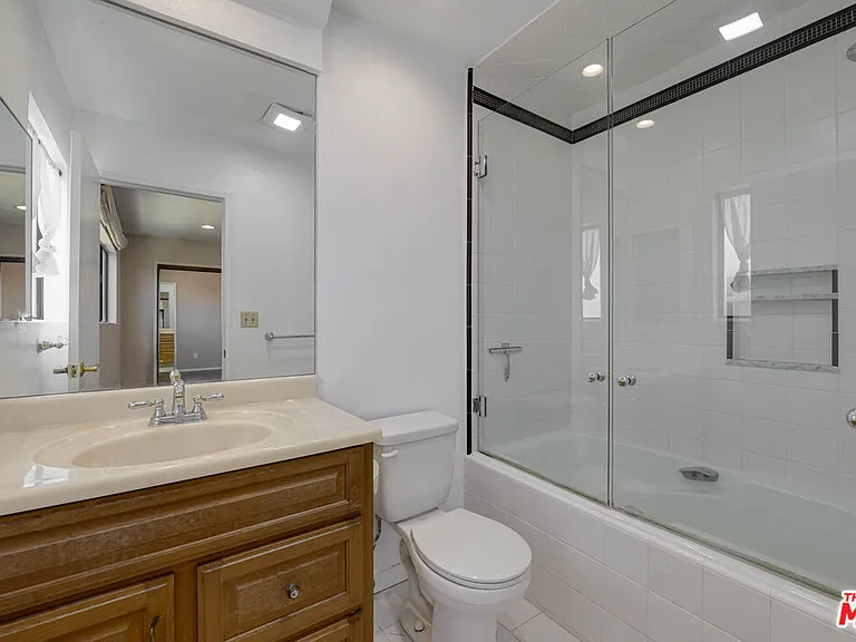 1502 Idaho Ave — Photo 20
