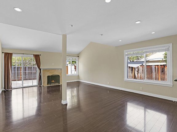 4th image of 2687 Carlo Scimeca Dr