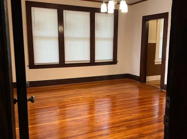 368 Seaview Ave Floor 2, Bridgeport, CT 06607