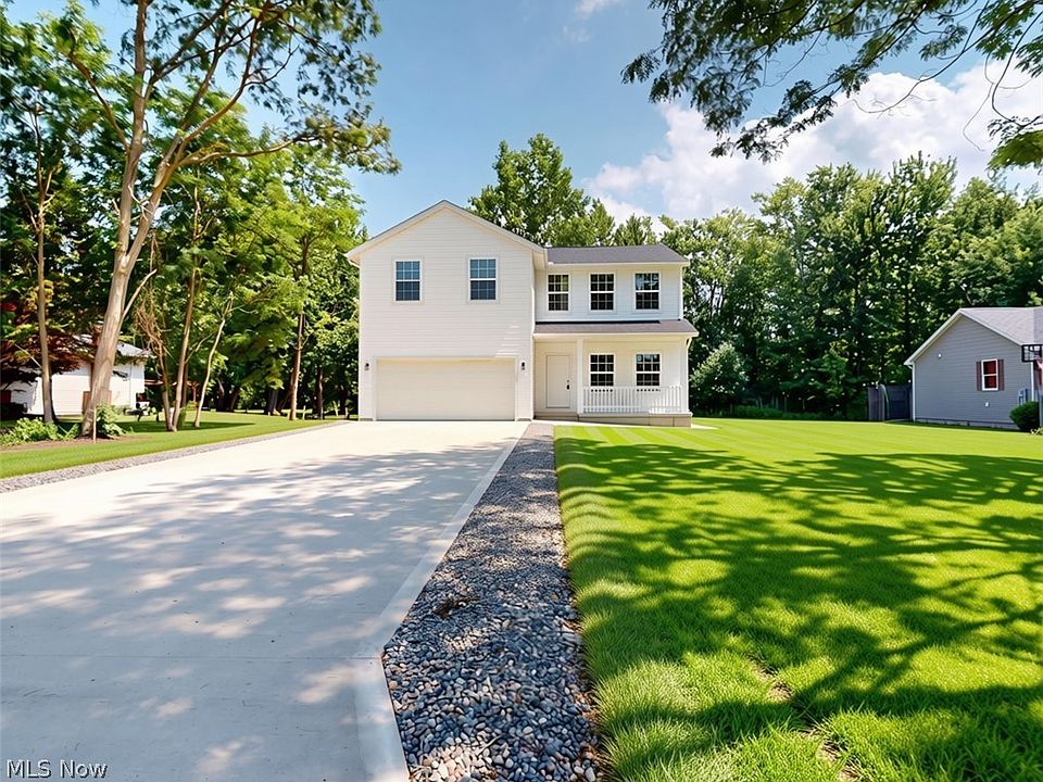 1st image of 115 Deerfield Dr