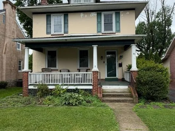 70 N Wakefield Rd, Norristown, PA 19403