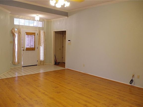 3rd image of 7229 Laurelhill Ct S