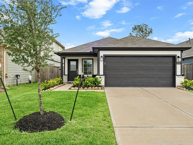 5831 Sunrise Bottom Ln — Photo 1