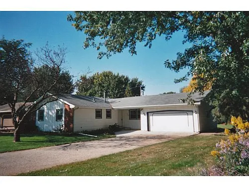 1568 Long Lake Rd Photo 1