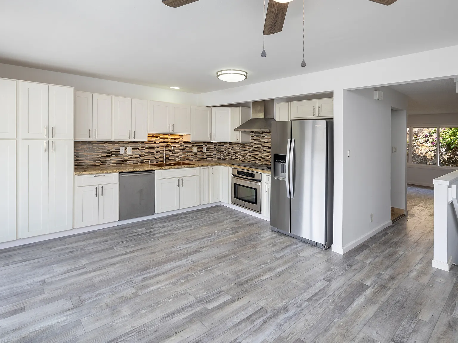1098 Kumukumu St. B - #B — Photo 3