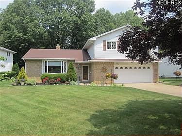 1st image of 359 Dumbarton Blvd