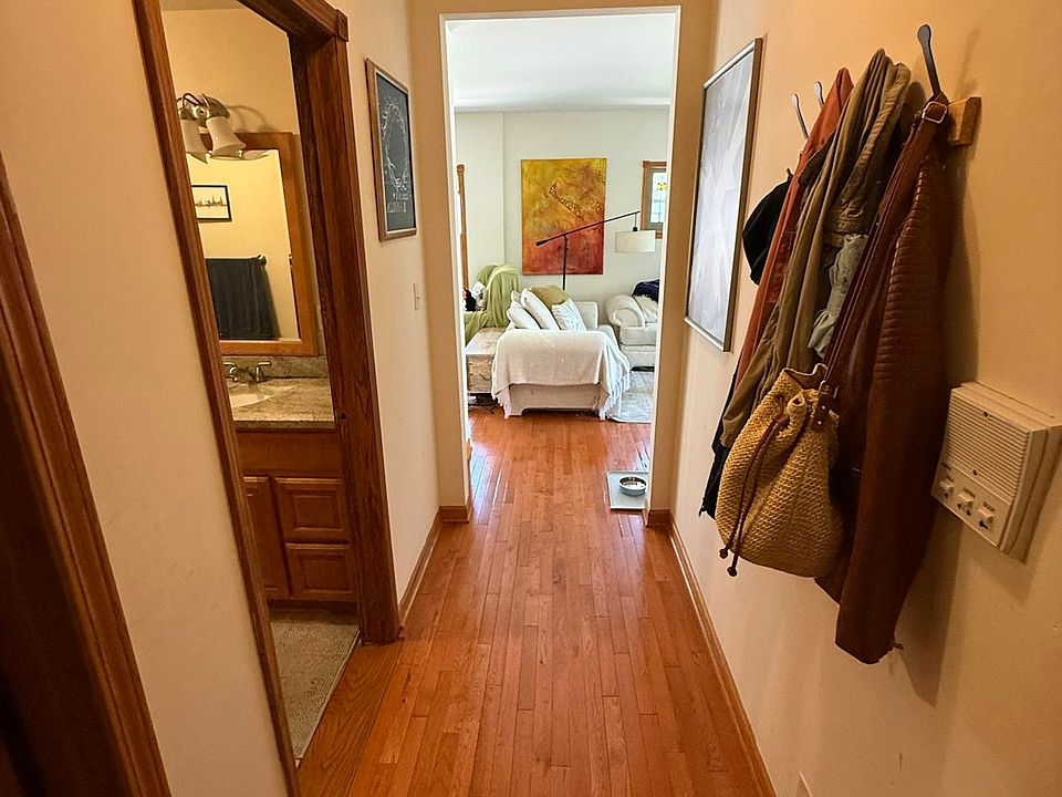 Entry way