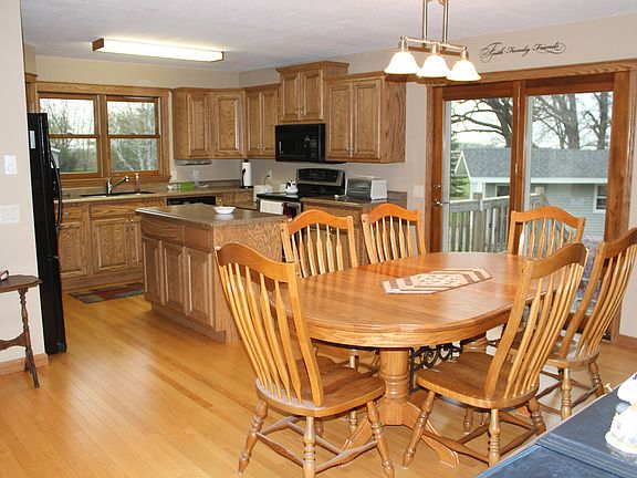 Dining Room-Kitchen