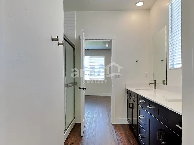941 Rivermist Pl — Photo 13