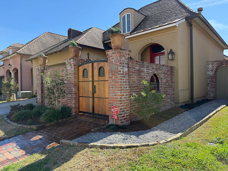 1st image of 118 Windberg Ln #218