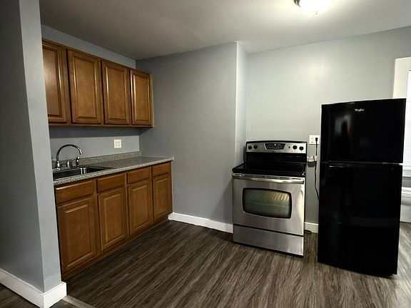 4th image of 23 Depot St #2