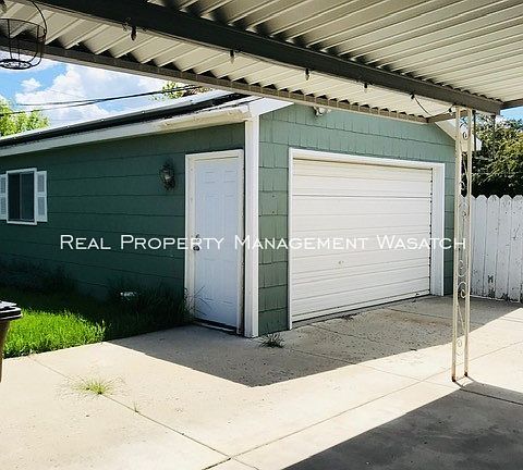 5th image of 542 E Wood Ave
