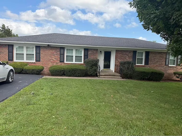 192 Sandalwood Dr — Photo 1