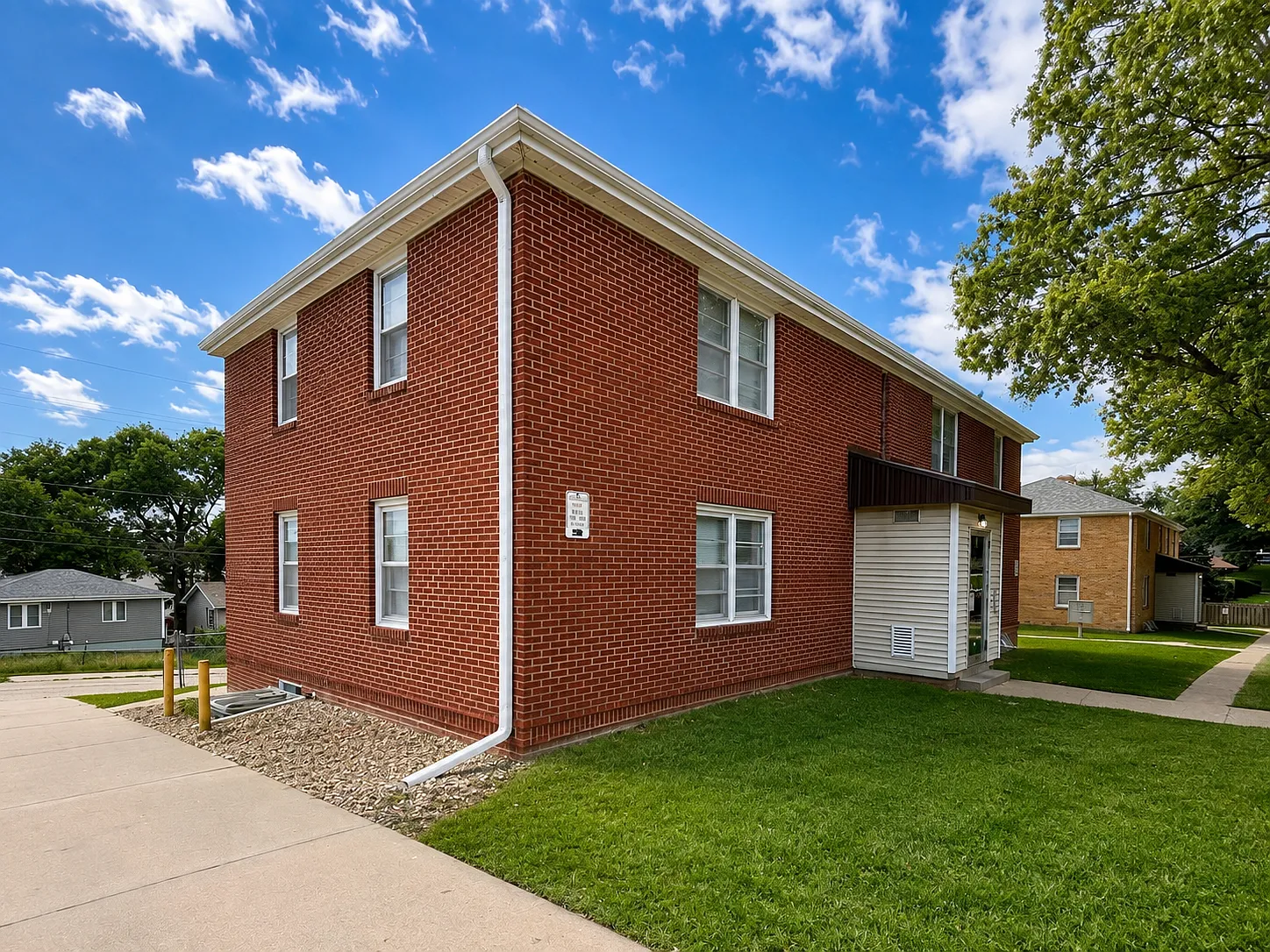 Avery Place Apartments — Photo 4