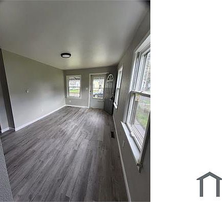 3rd image of 3141 Chase St
