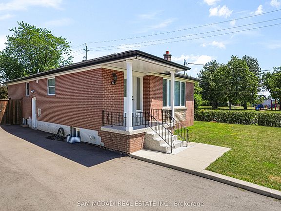 5th image of 544 Sandmere Pl
