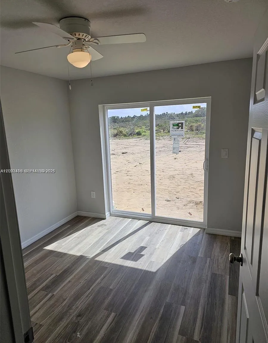 3 bed, 2.0 bath, $1,490 — Photo 4