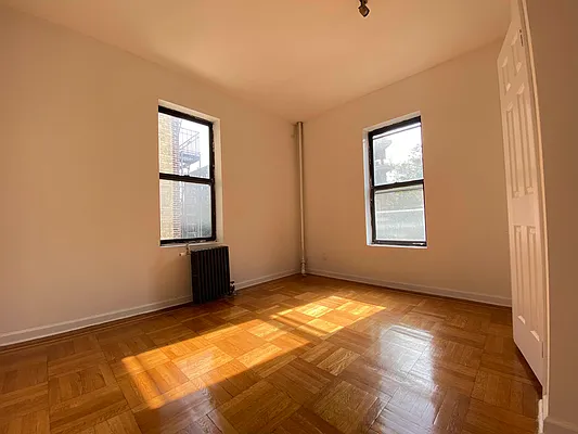 Rented by Lang Realty LLC | media 15