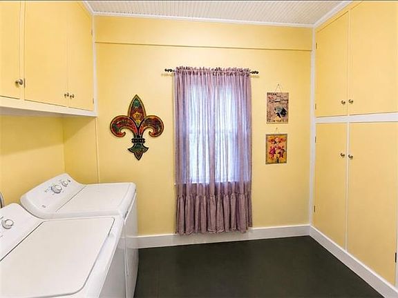 4th image of 113 Harding St