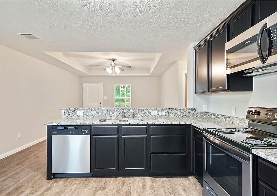 1st image of 1111 Road 5102
