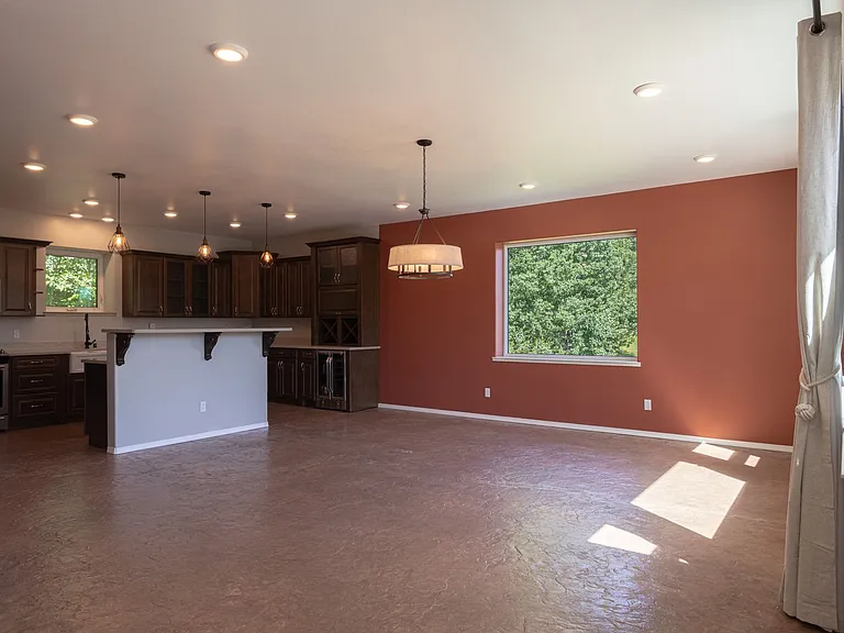 1068 N Old Steese Hwy — Photo 8