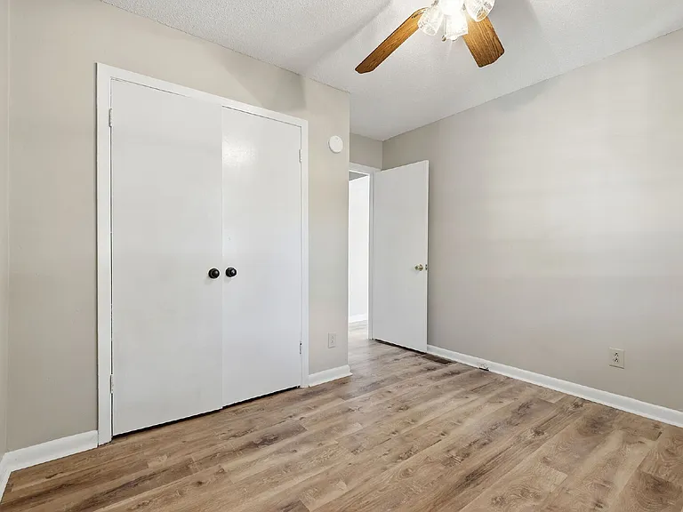 1902 Paisley Ave — Photo 25